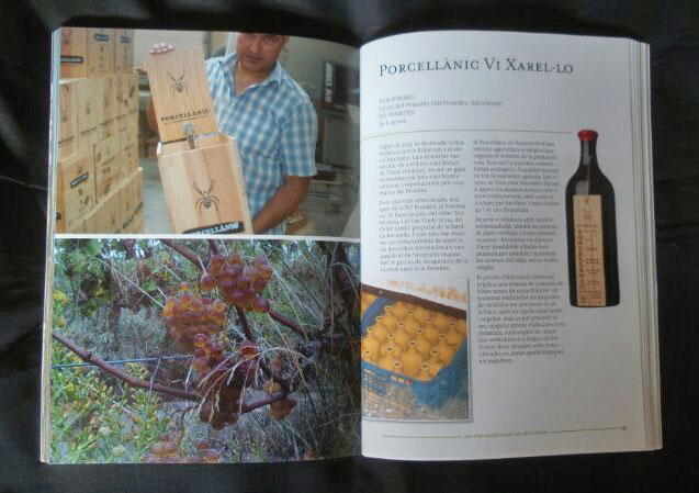Copy of the book 100 Catalan wines that you have to know.