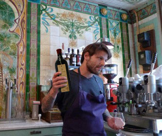Paris Vivant restaurant already has porcellanic on its wine list.